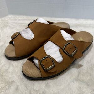 Mushrooms Limited Edition size 9 buckskin colored double buckle leather sandals